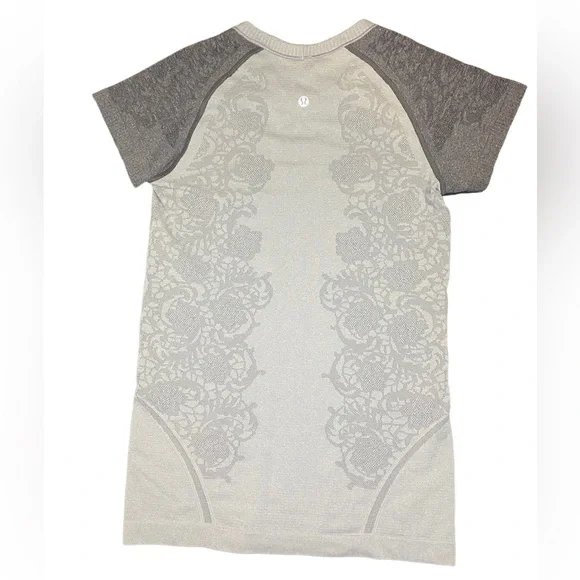 Swifty Tech Shirt In Light/Dark Gray - Picture 9 of 11